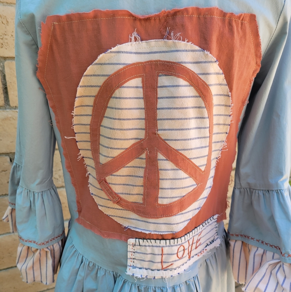 Gorgeous Tunic. PEACE. LOVE. Hippies.